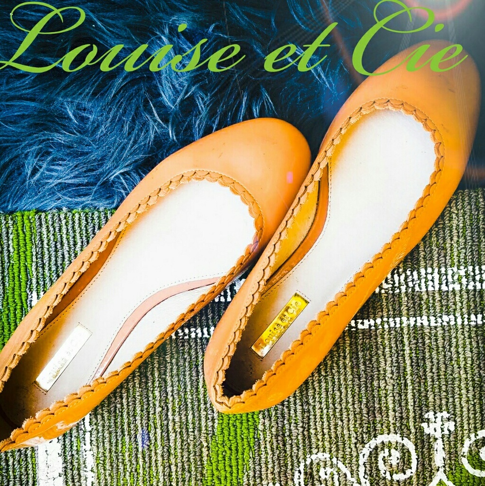 Patent nude ballet flats